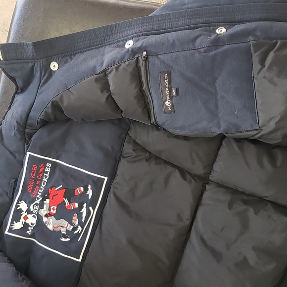 Moose Knuckles Women's Stirling Parka - Picture 8 of 13